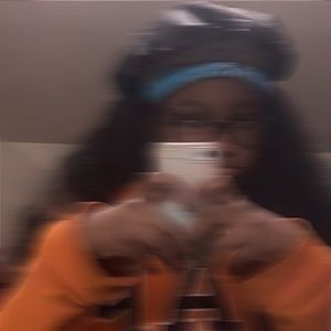 Meet your Posher, Janae